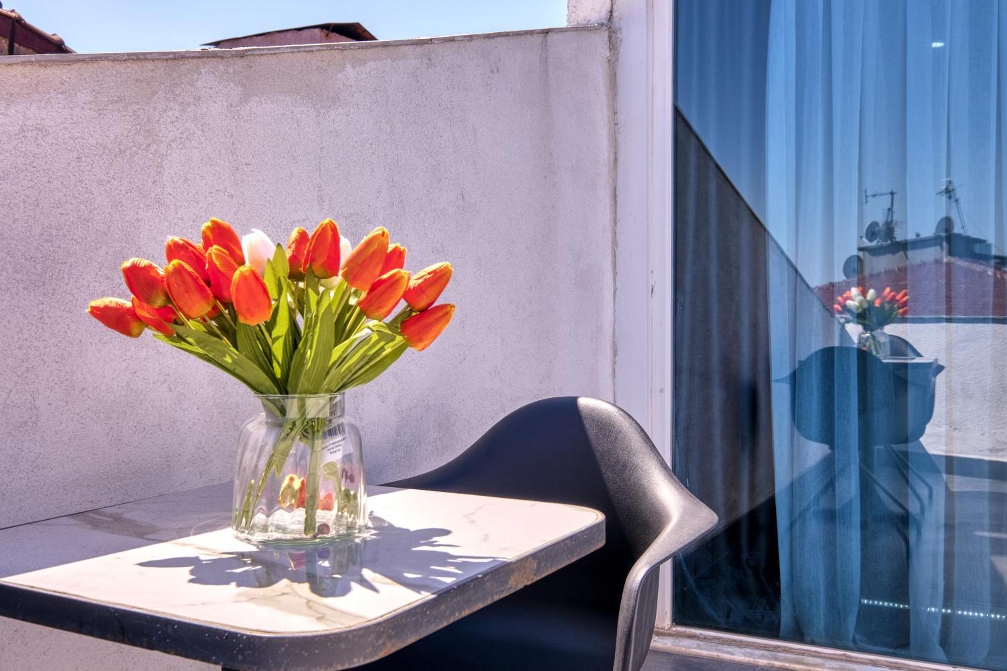 Duck Otel Istanbul Exterior photo